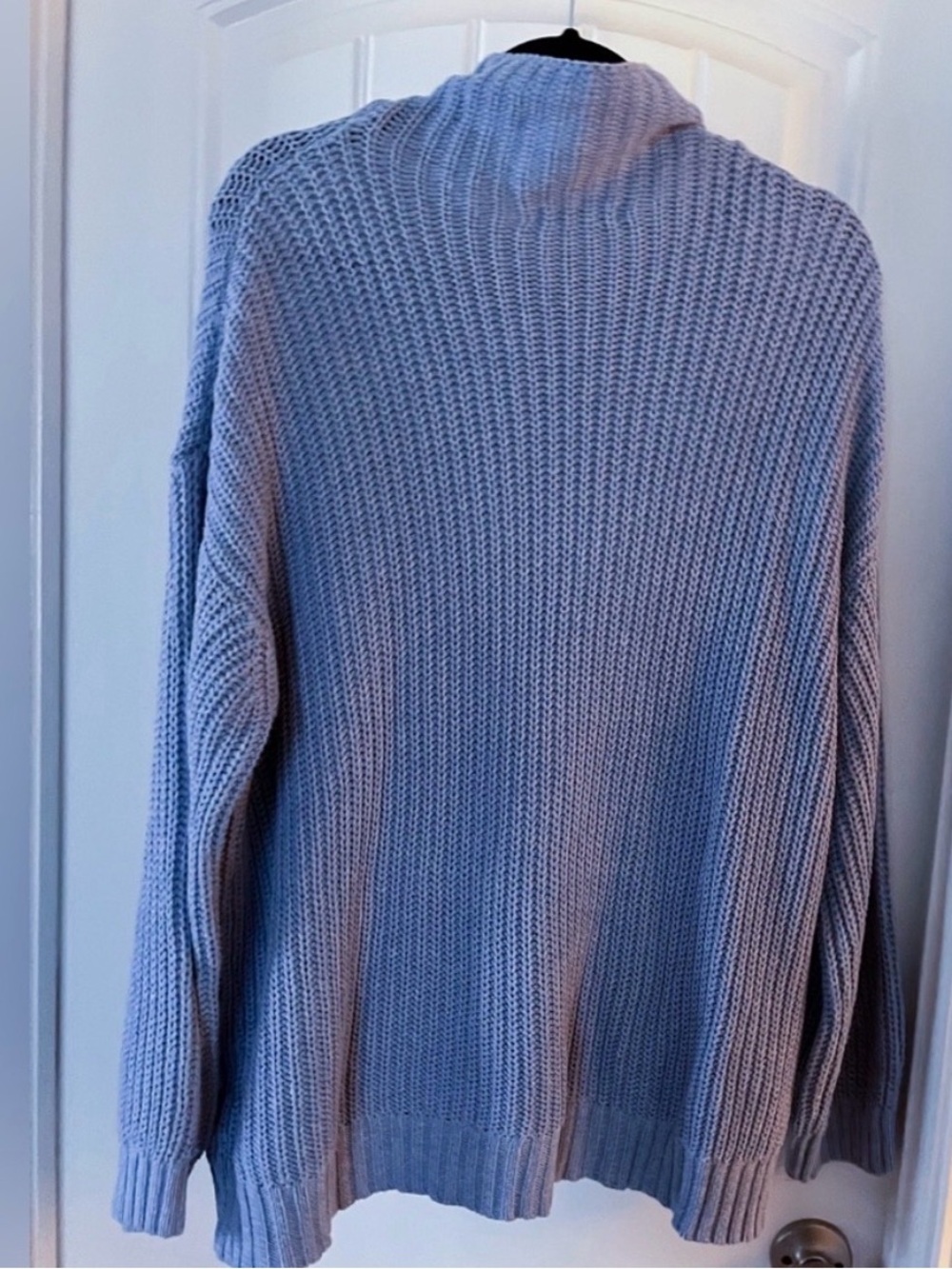 American Eagle Outfitters Light Blue Turtleneck Sweater Size XS oversized - Picture 2 of 3